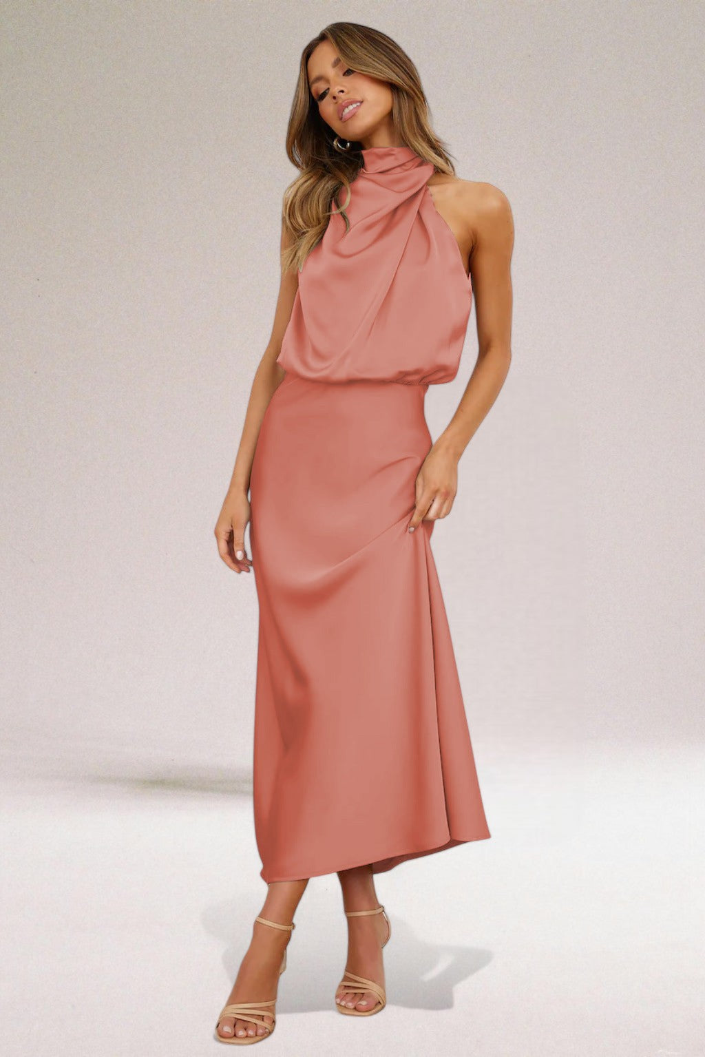 Flavia™ | Robe satinée glamour