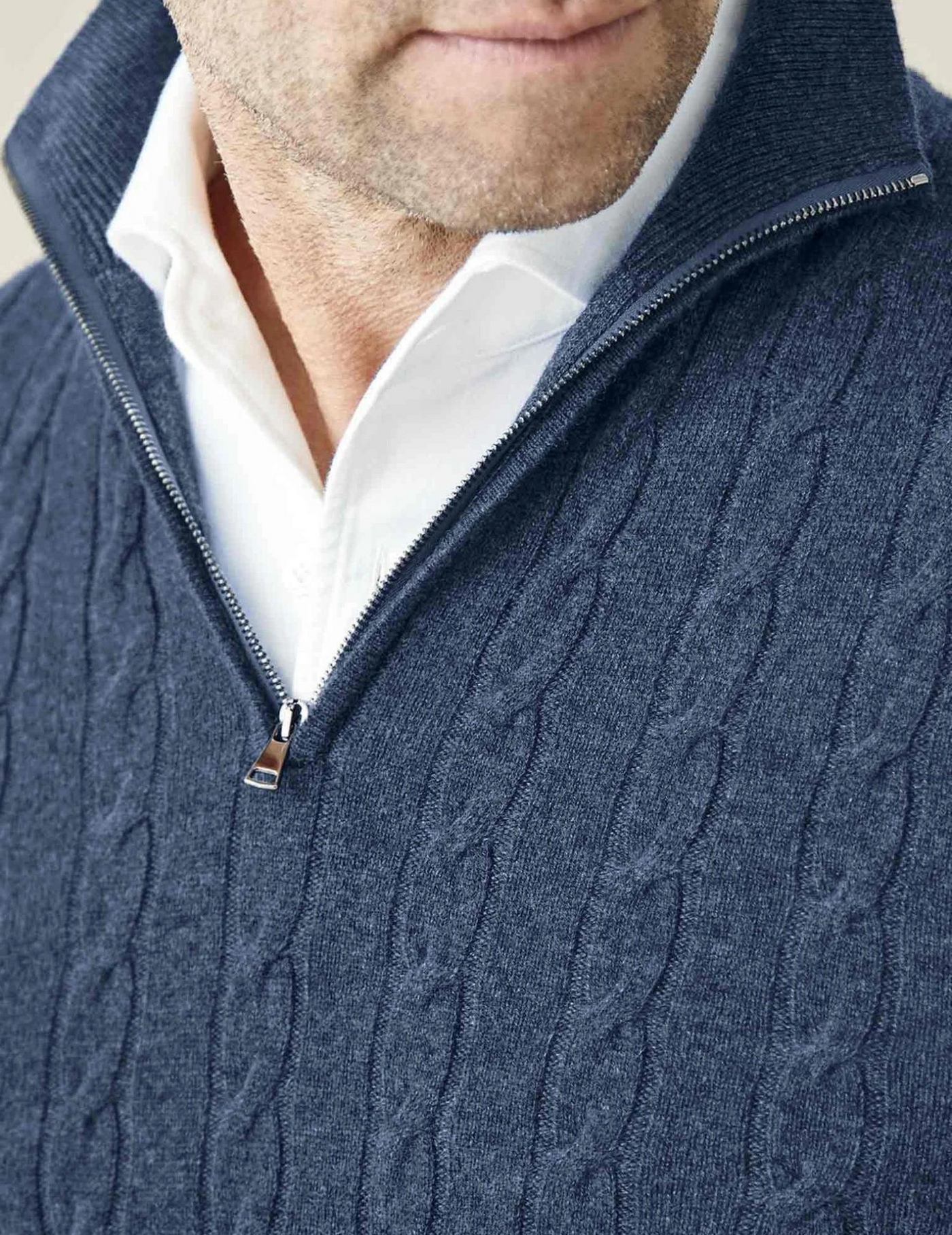 Pull torsadé homme à col zippé