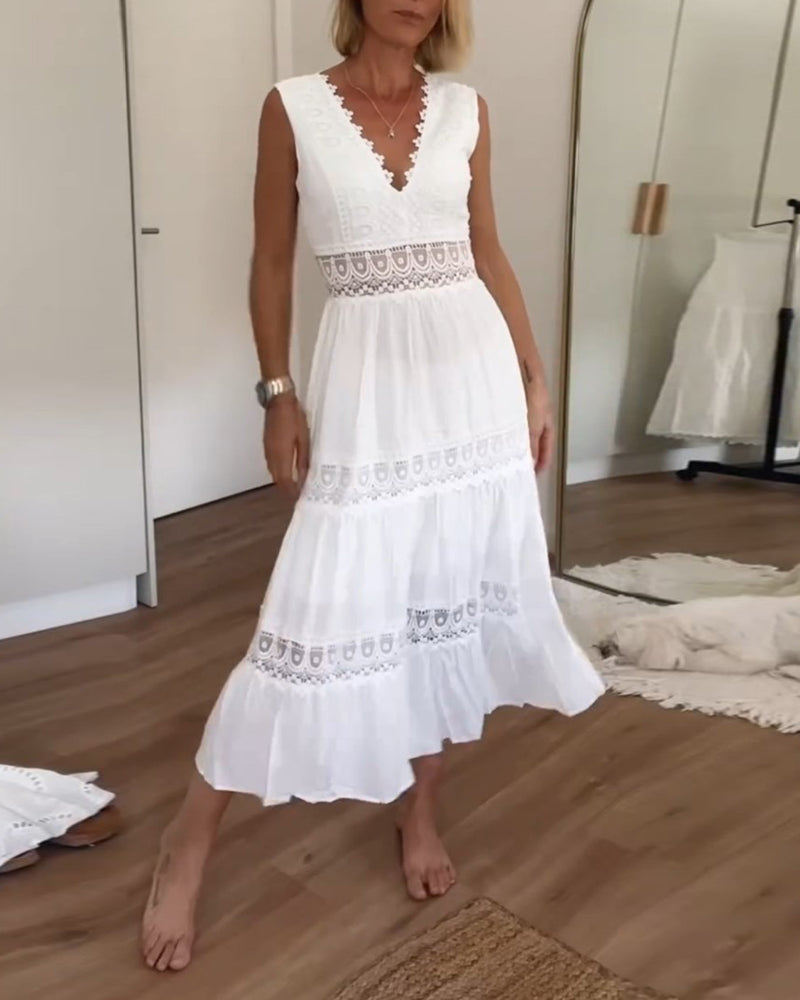 Kim | Robe en Dentelle à Col V ( Épuisée presque )