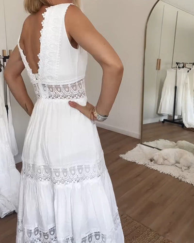 Kim | Robe en Dentelle à Col V ( Épuisée presque )