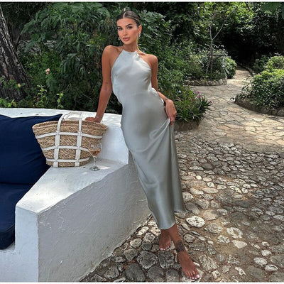 Judy Femme Robe midi en satin avec bretelles autour du cou