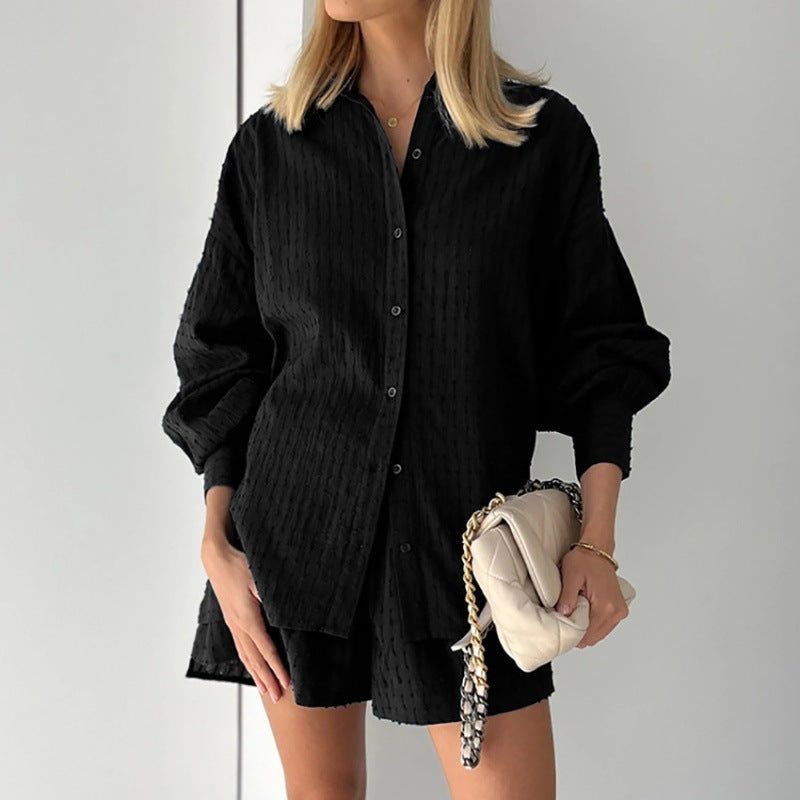 Ensemble femme avec blouse et shorts – Tissu jacquard – Coupe décontractée – Manches bouffantes