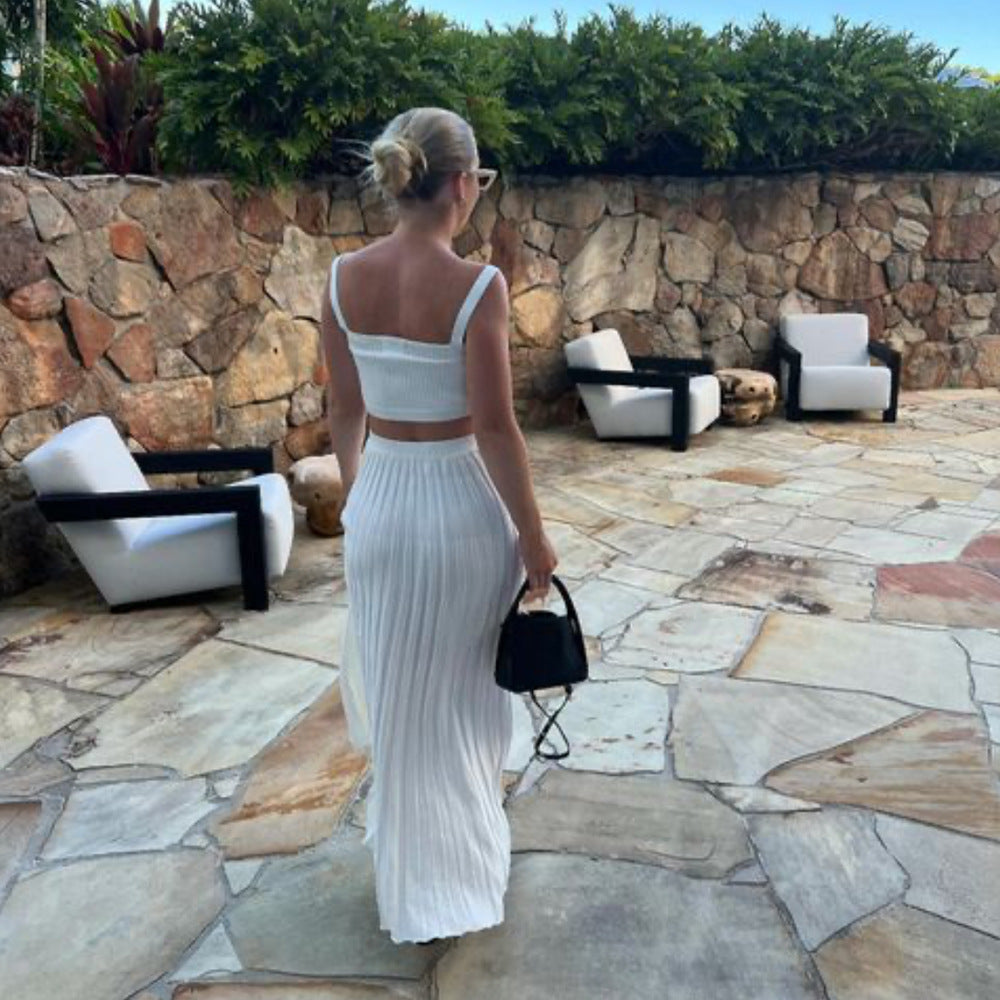 Ensemble Femme – Top Court en Maille Côtelée et Jupe Maxi Plissée – Coupe Ajustée