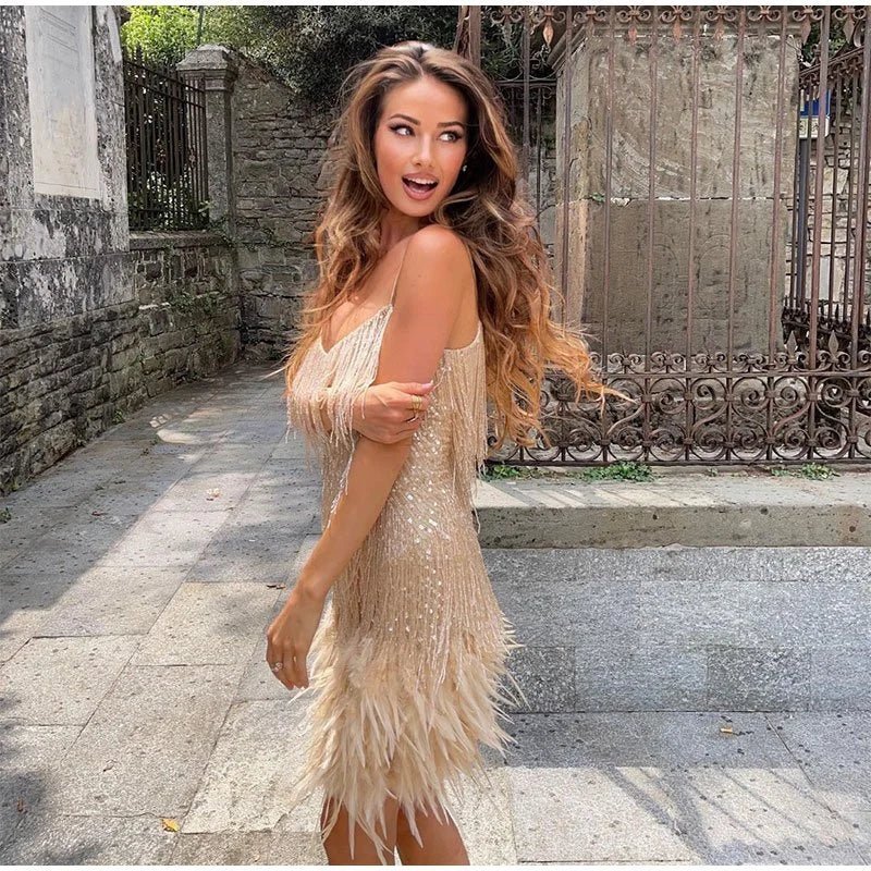 Samba – Une robe de cocktail élégante