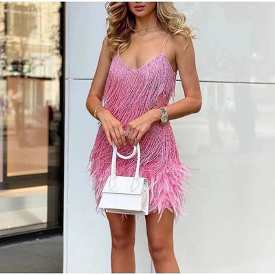 Samba – Une robe de cocktail élégante