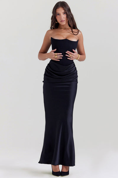 Robe longue de soirée bustier avec effet corset et plis raffinés
