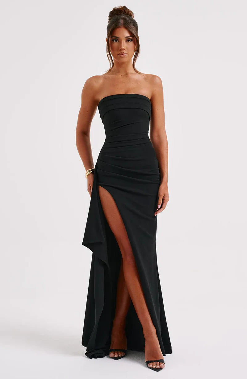 Robe longue de soirée sans bretelles avec fente haute élégante