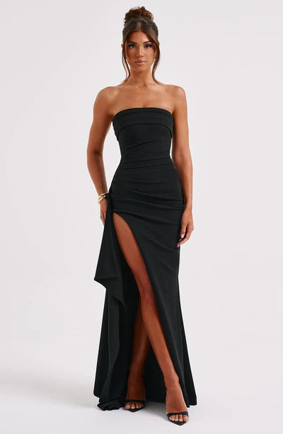 Robe longue de soirée sans bretelles avec fente haute élégante