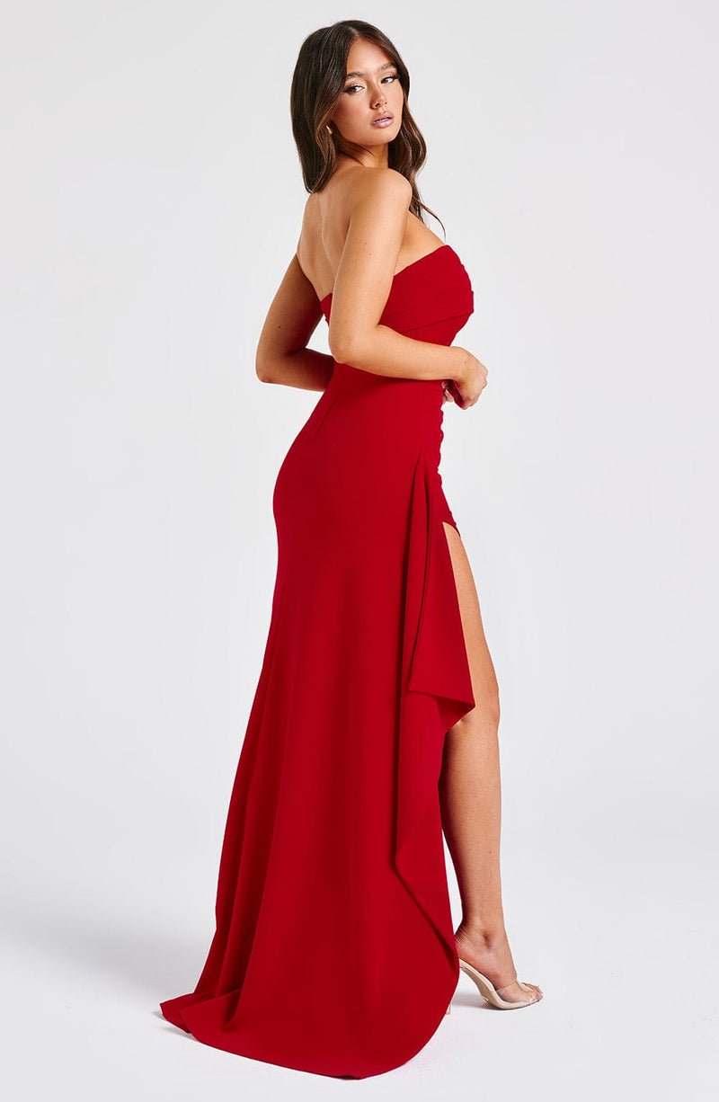Robe longue de soirée sans bretelles avec fente haute élégante